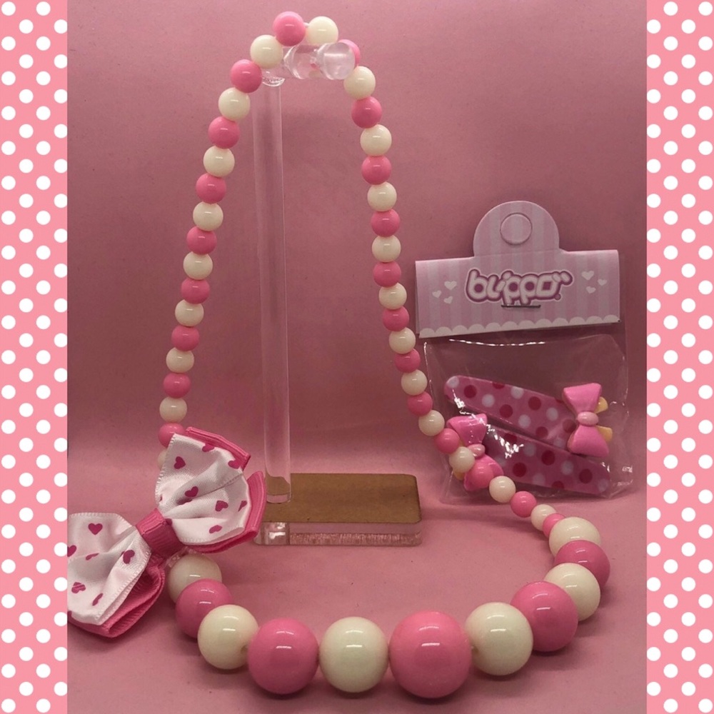 Brand New Set Beaded Necklace with Bow Hair Clips